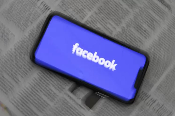 Ierse toezichthouder mag onderzoek naar schenden privacyregels Facebook voortzetten